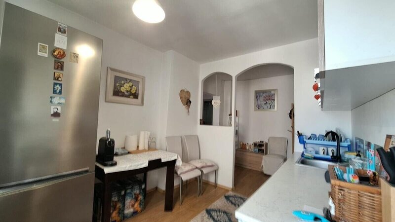 Piata Muncii, Iancului, apartament 1989, decomandat, 3 camere.