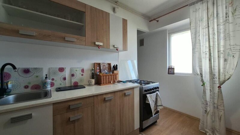 Piata Muncii, Iancului, apartament 1989, decomandat, 3 camere.